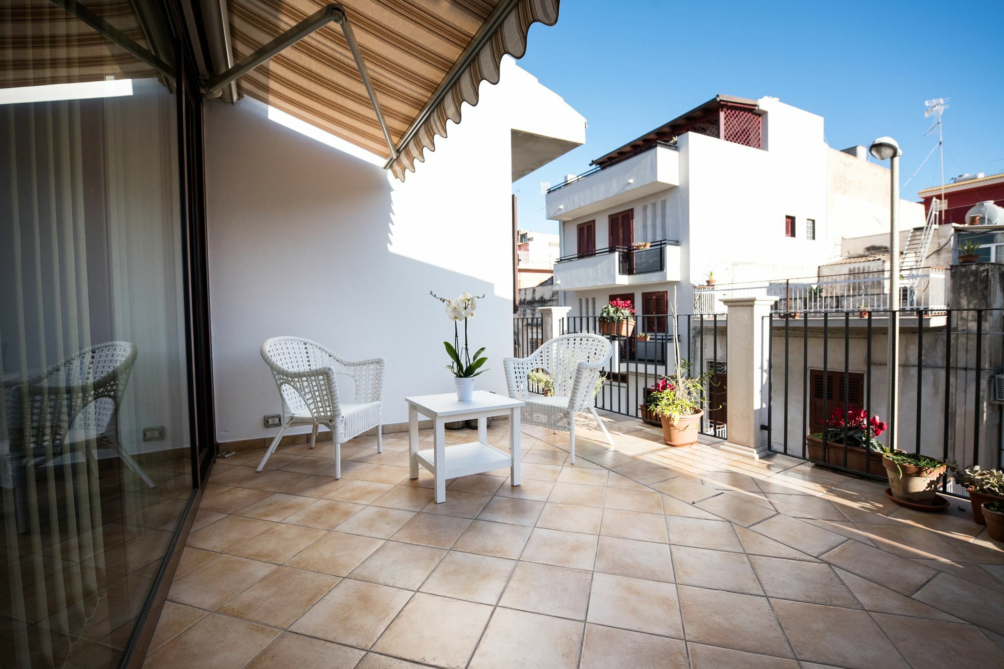 Cabrera House Acomodação com café da manhã Pozzallo Exterior foto